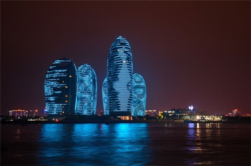 只有我才知道真相是什么歌（只有我才知道作文600）